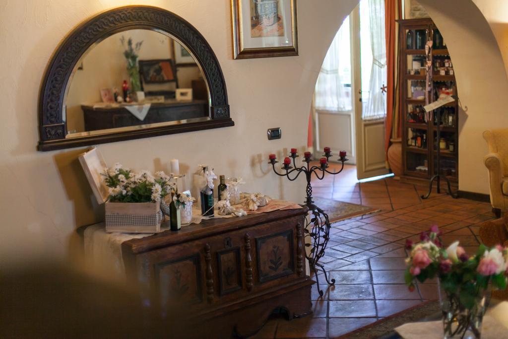 罗卡恩达昂提切尔玛克内酒店 圣阿兹吉罗迪奥 外观 照片